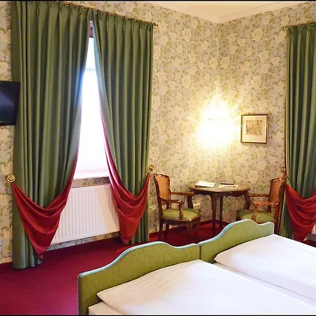 Hohenstauffen 3*