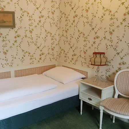 Hohenstauffen 3*