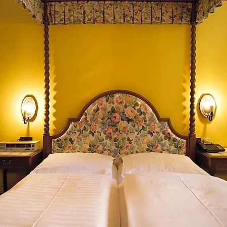 Hohenstauffen Hotel