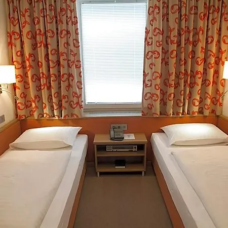 Hohenstauffen 3*