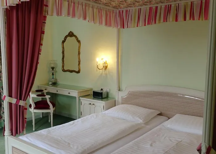 Ξενοδοχείο Hohenstauffen 3*