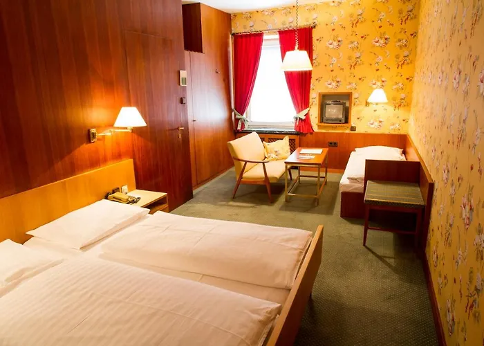 호텔 호헨스타우펜 3*