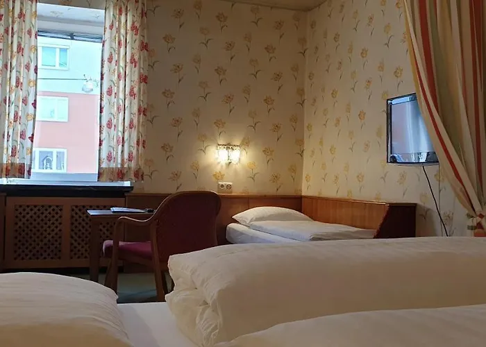 호헨스타우펜 호텔 3*