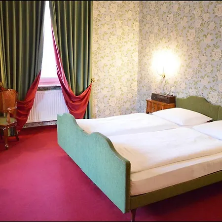 Hohenstauffen Hotel